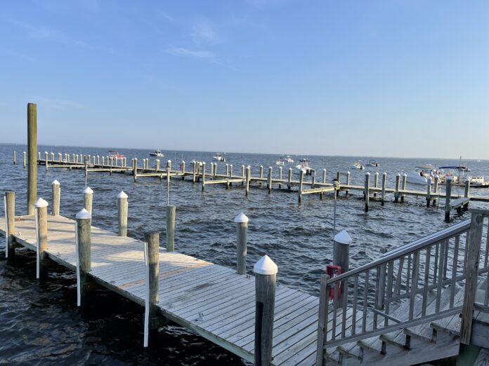 waterfront dining Bayville New Jersey