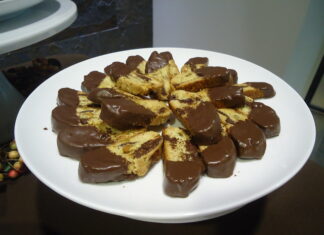 Recipe: Orange and Pistachio Biscotti Orange Pistachio Biscottie