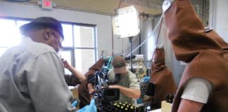 MF stuffing Hops at Oso Brewery