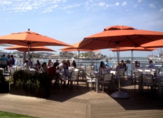The Reeds outside dining