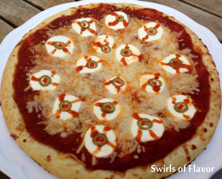 Meatless Monday: Bloodshot Eyeball Pizza