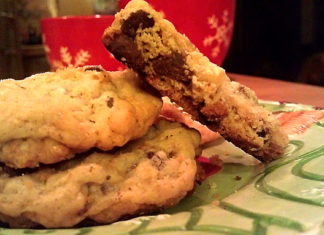 Recipe: Crunchy Chocolate Pecan Cookies Christmas Cookie Recipe: Crunchy Chocolate Pecan Cookies