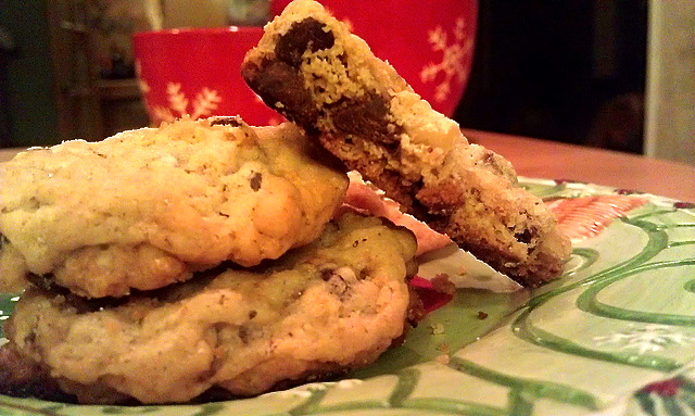 Christmas Cookie Recipe: Crunchy Chocolate Pecan Cookies