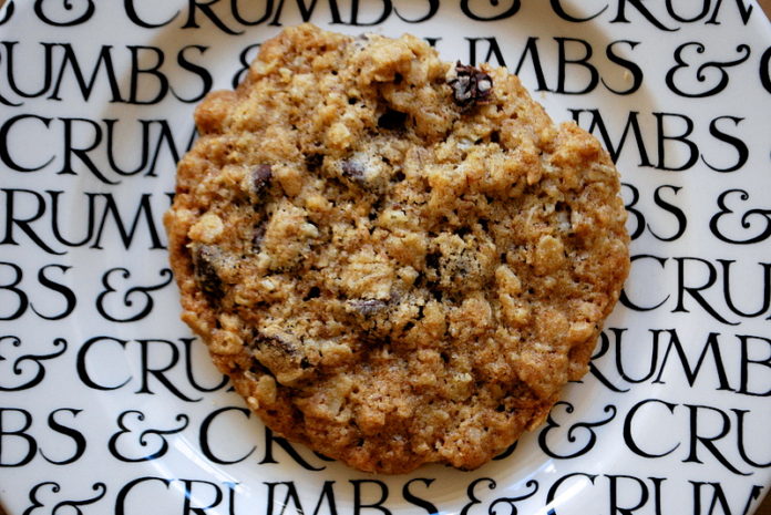 Oatmeal Chocolate Chip Cookies