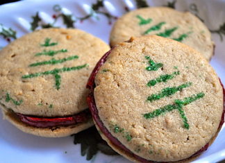 Christmas Peanut Butter Sandwich Cookies