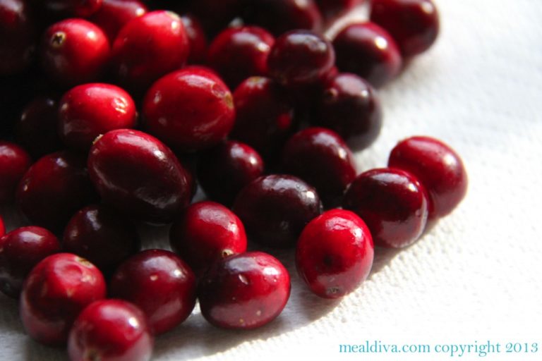Cooking with Cranberries: Not Just for Thanksgiving!