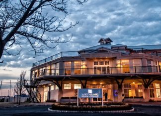 Brunch at Maritime Parc