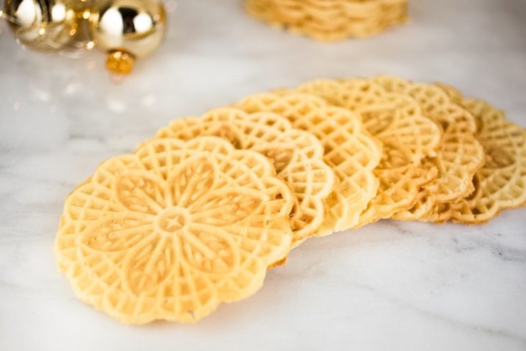 Recipe: Vanilla Pizzelles