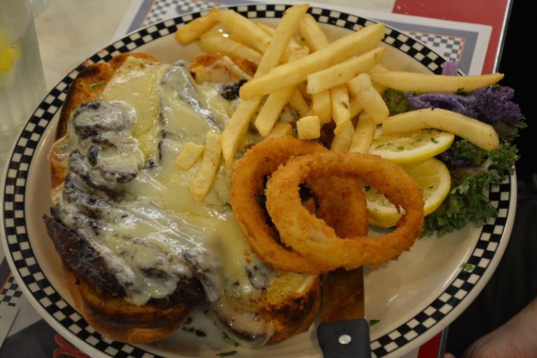 Tuesday Night at the Park West Diner in Little Falls