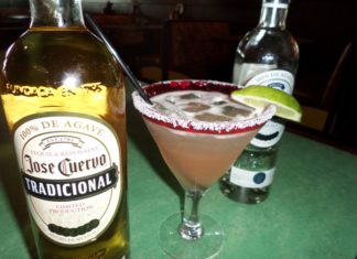 Celebrate Cinco de Mayo with La Paloma