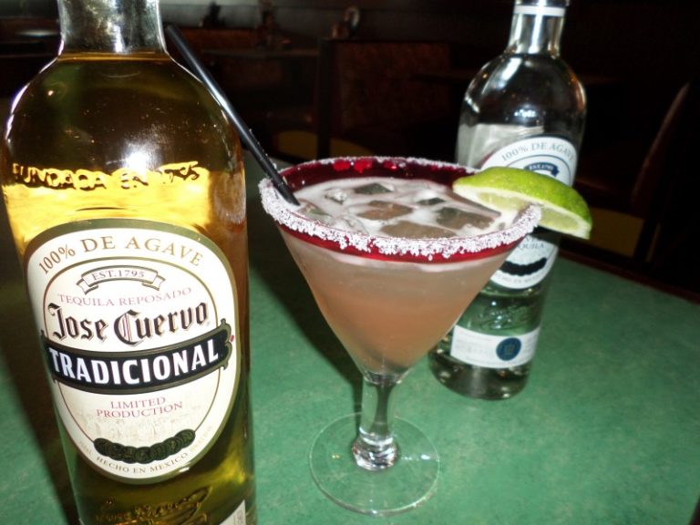 Celebrate Cinco de Mayo with La Paloma