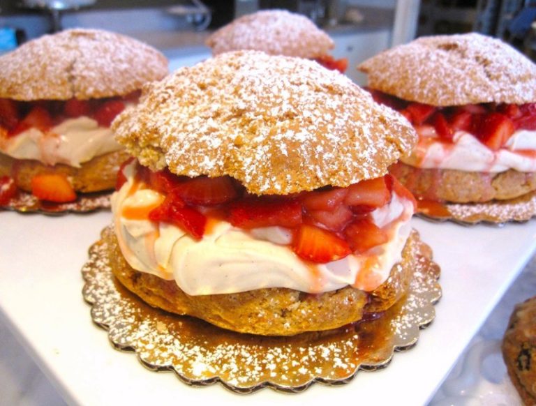 The Flaky Tart in Atlantic Highlands