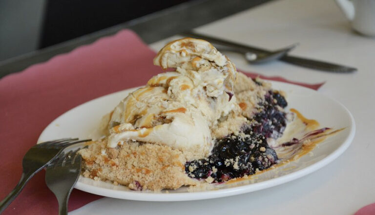 Celebrating the Joy of Pie at Jersey Diners