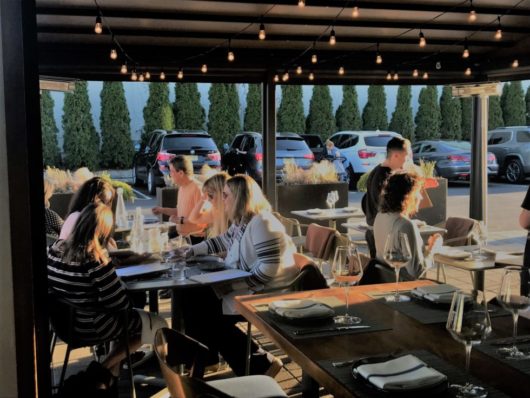 terrace people dining at Albarino