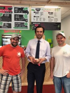 Sweetberry Bowls, Lessly Delcid, Jersey City, Jersey Bites