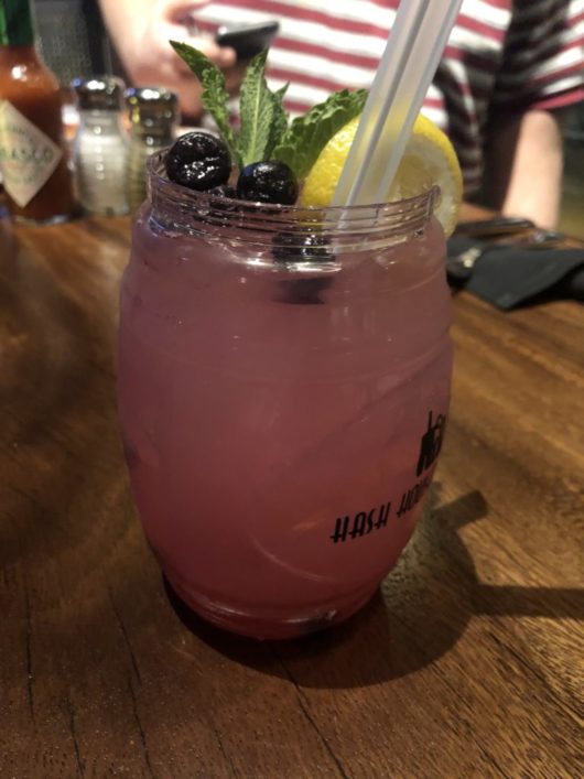 Moorestown Mall, Christina Carrell, Hash House a Go Go, Jersey Bites