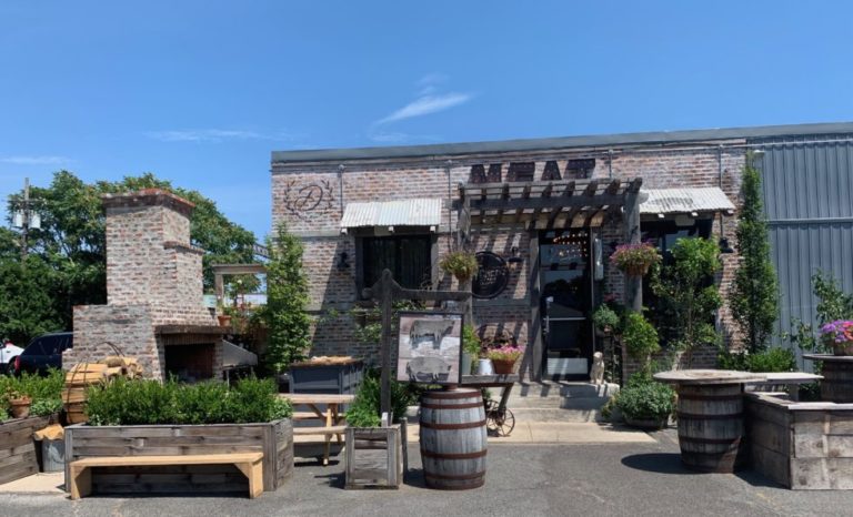 A Lady Walks into a BYO…The Butcher’s Block