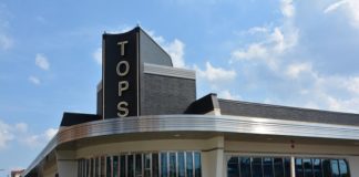 New Tops Diner exterior