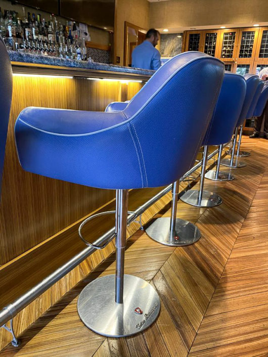 the bar at Blu Grotto