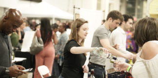 wine pouring at Jersey City Wine Fest