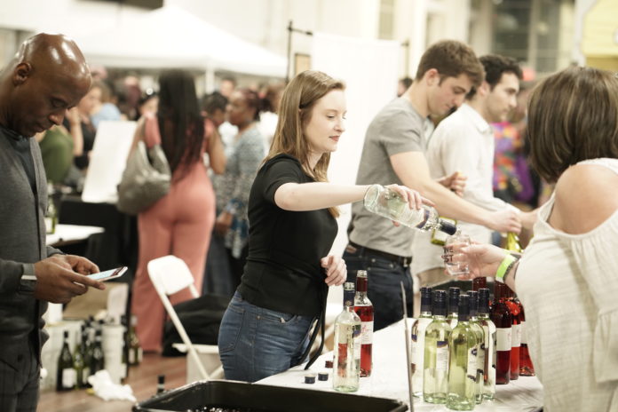 wine pouring at Jersey City Wine Fest