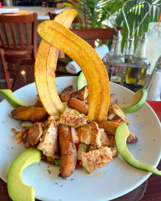 Q-BA Restaurant and Lounge