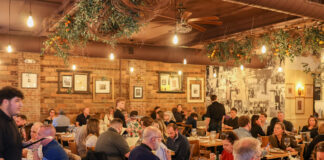 Luigino's restaurant with diners