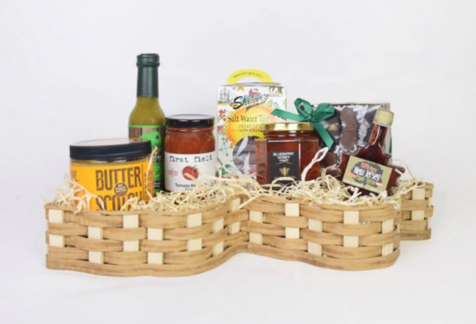 Taste of Jersey Gift Basket, 10 Amazing Father’s Day Gifts for Foodies, Jersey Bites