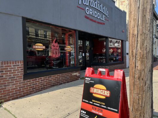 30 Burgers new location