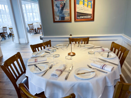 Washington House interior atmosphere