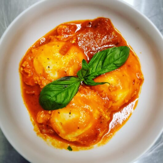 new restaurant Cafe Basilisco