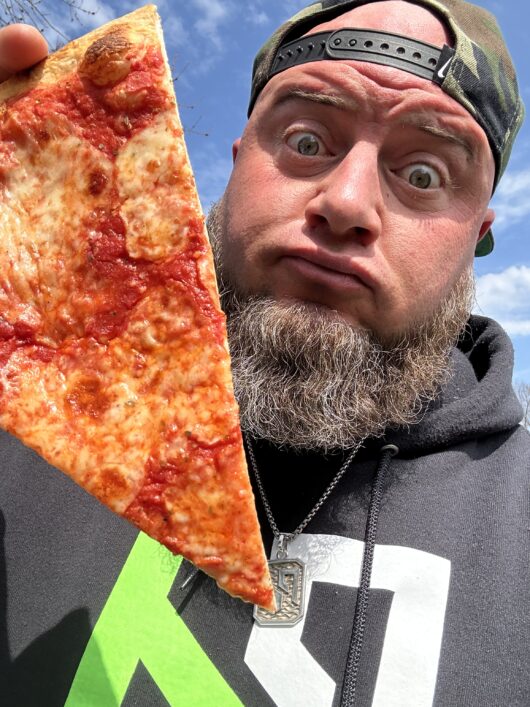 Stephen Winters, ThePizzaHulk, NJ pizza influencer