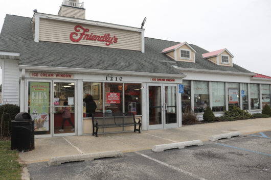 Friendly's, Toms River, NJ, new spring menu, Jersey Bites