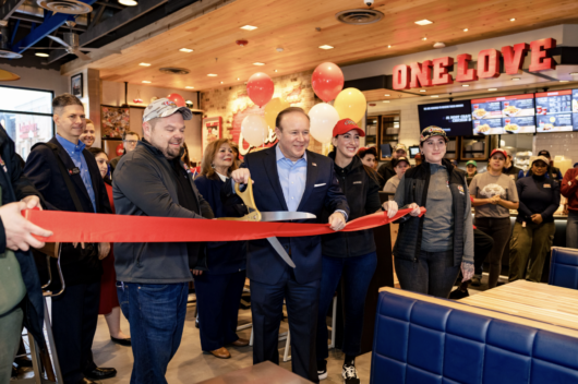 Raising Cane's, Cherry Hill, Jersey Bites, Alexa Chavarria, NJ Restaurant Openings