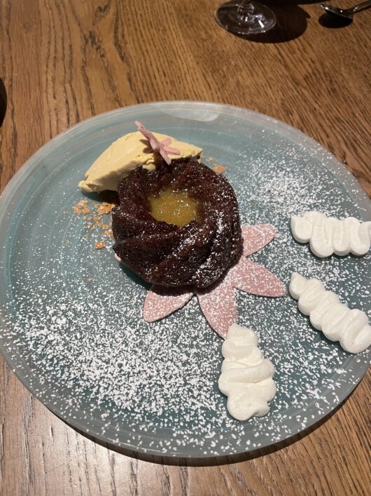 Jersey Bites article by Alexa Chavarria about Marcus LIVE! at American Dream in East Rutherford, NJ. Desserts include sticky toffee pudding.