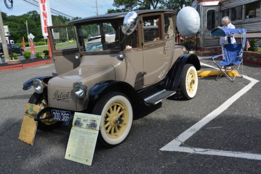 Detroit Electric Car