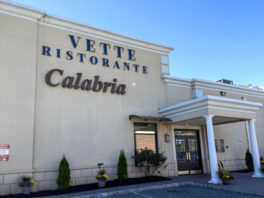 exterior of Vette Ristorante at Calabria in Livingston, NJ