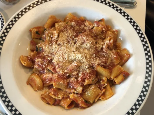 Pasta with marinara sauce